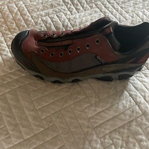 Oboz hiking shoes